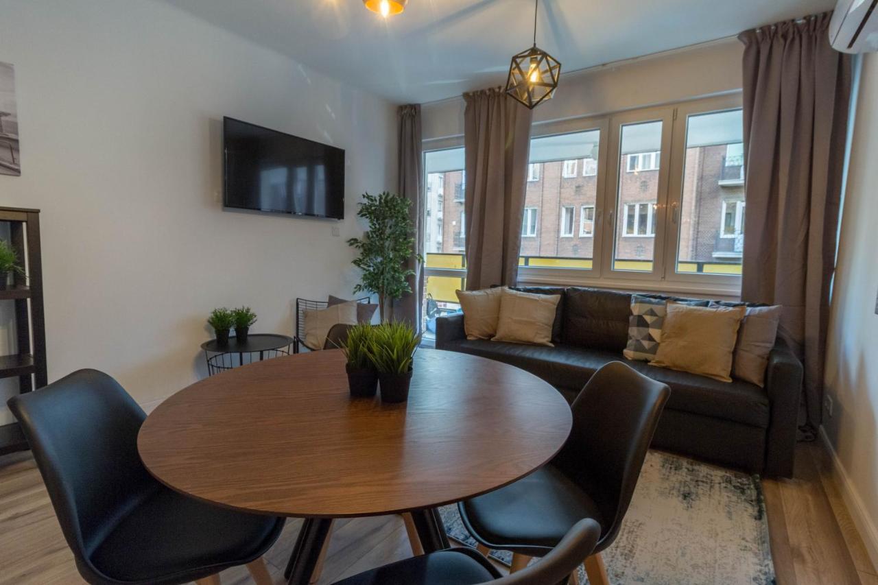 Standard Apartment by Hi5 - Madách Budapeste Exterior foto