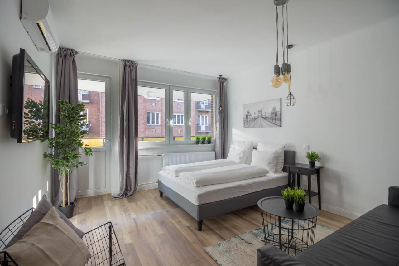Standard Apartment by Hi5 - Madách Budapeste Exterior foto
