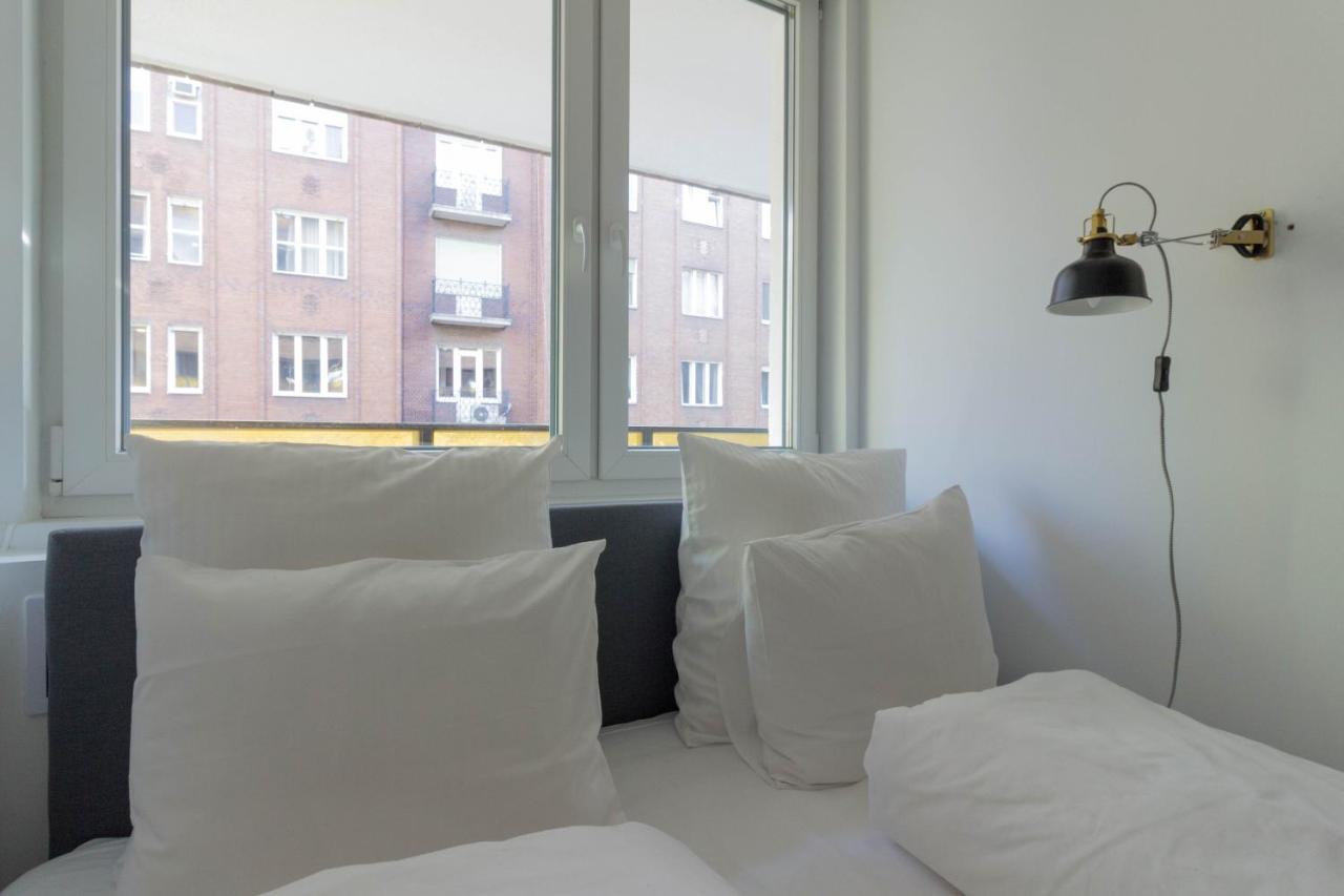 Standard Apartment by Hi5 - Madách Budapeste Exterior foto